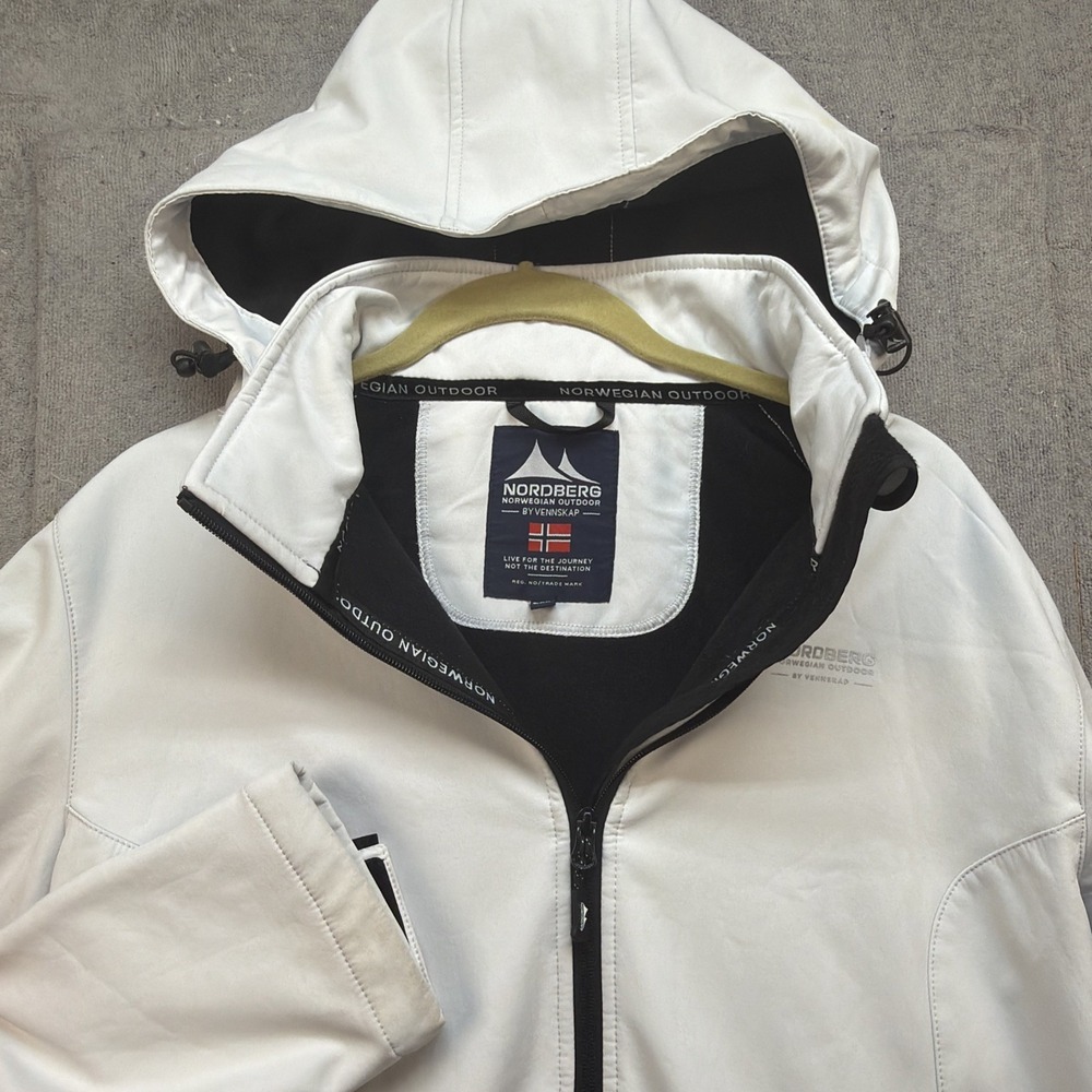 Nordberg Norwegian Outdoor Jacket Women's‎ 2XL White Hooded Softshell Coat